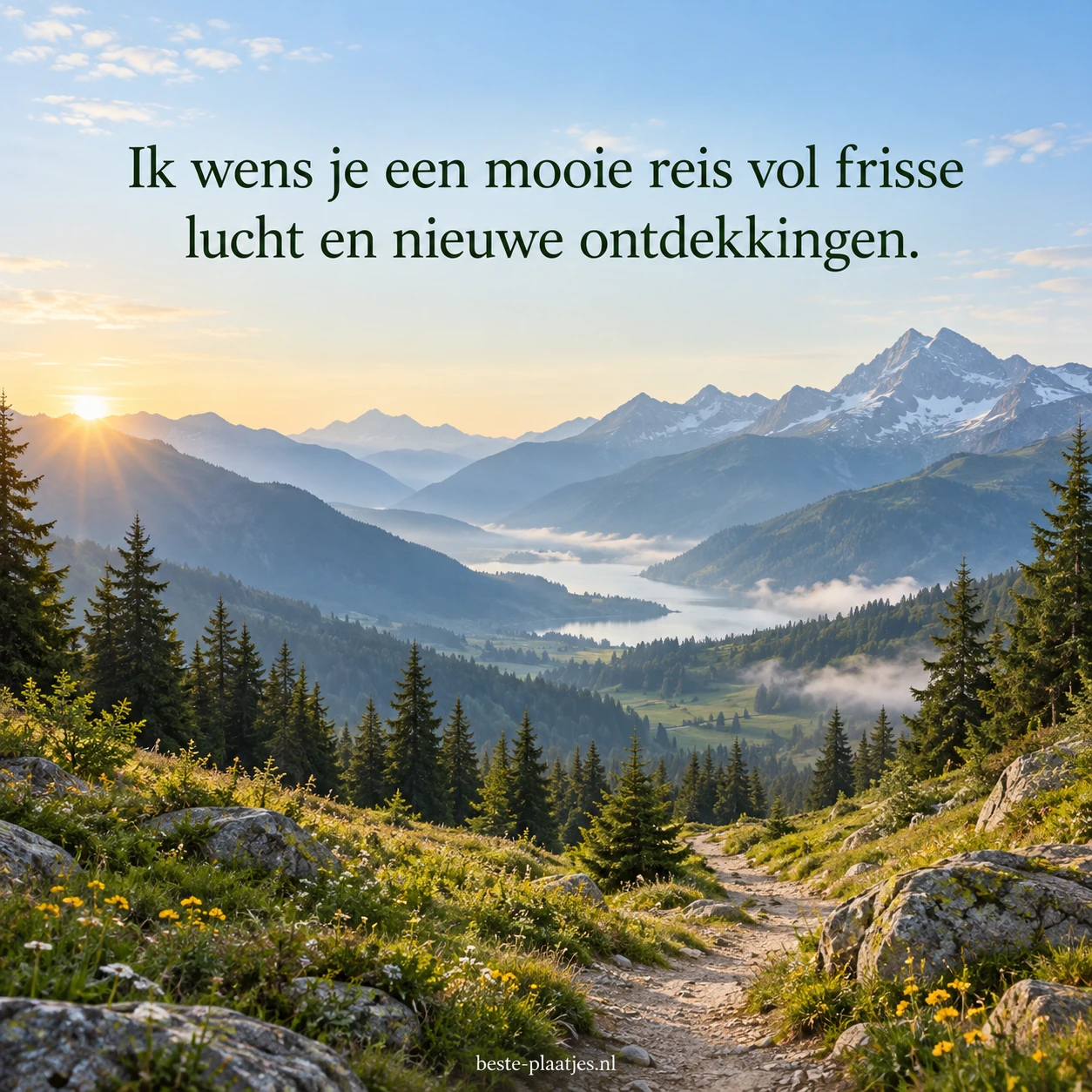 Een ochtendpad loopt door een bloemenrijke vallei naar besneeuwde bergen.