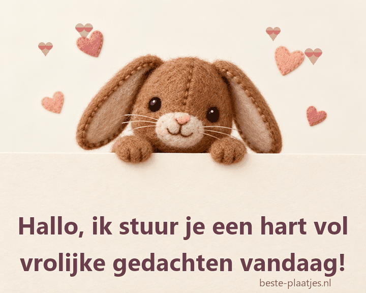Een stoffen konijntje kijkt boven een kaart uit terwijl zachte hartjes zweven.