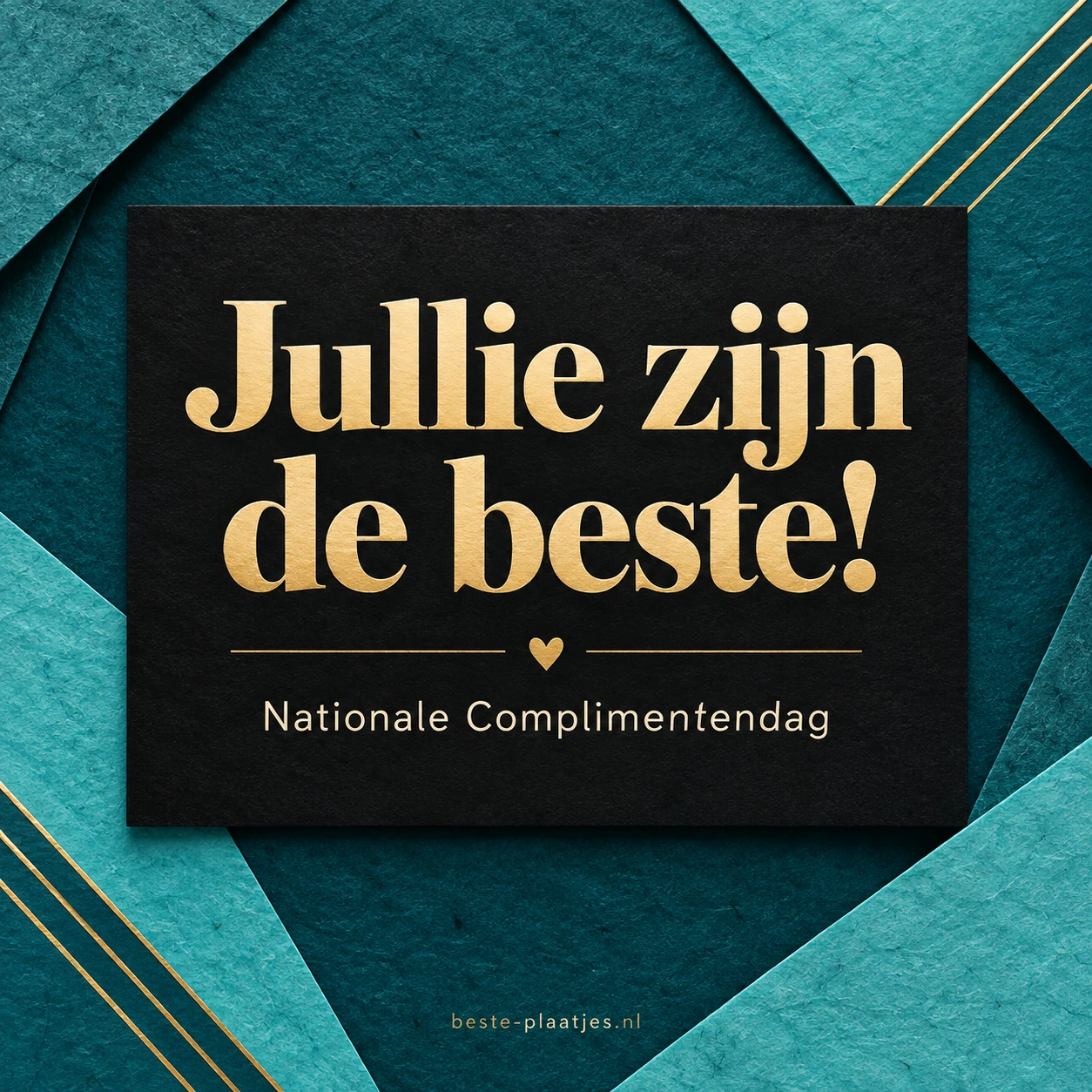 Gouden letters op een zwarte kaart liggen tussen gevouwen vellen turkoois papier. Gouden letters op een zwarte kaart liggen tussen gevouwen vellen turkoois papier.